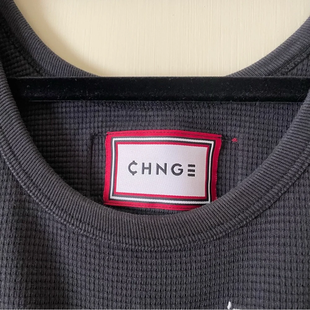 CHNGE WDOYS (women dont owe you shit) Crop Top - Picture 2 of 2